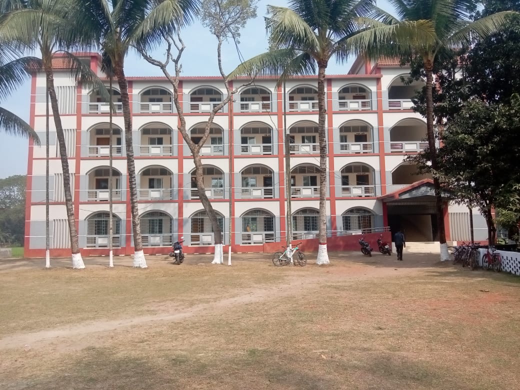 Hi Tech Polytechnic Institute - Slide